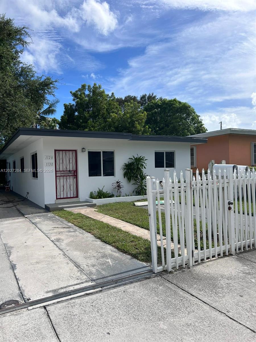 1130 NW 76th St # 1130, Miami FL 33150