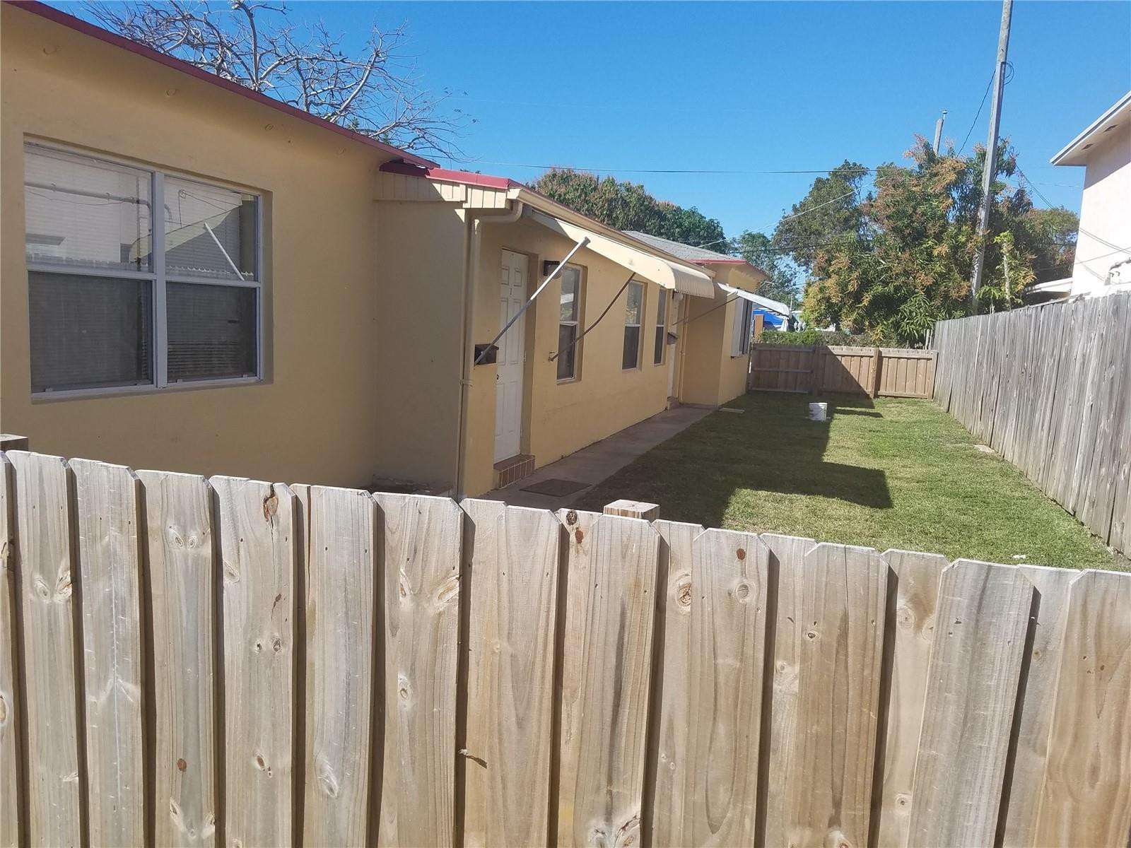 1907 Cleveland Street, Hollywood FL 33020