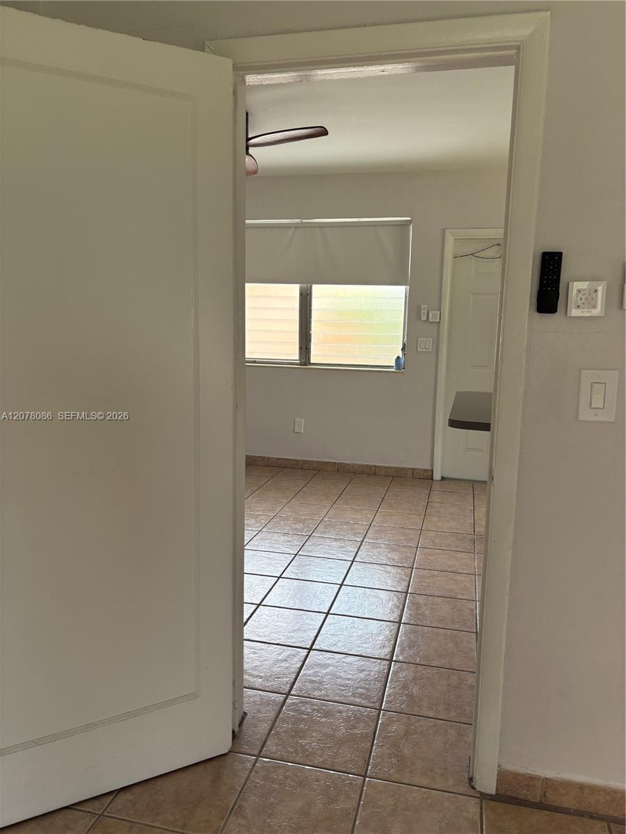 435 SW 5th Ave # 4 — Photo 4