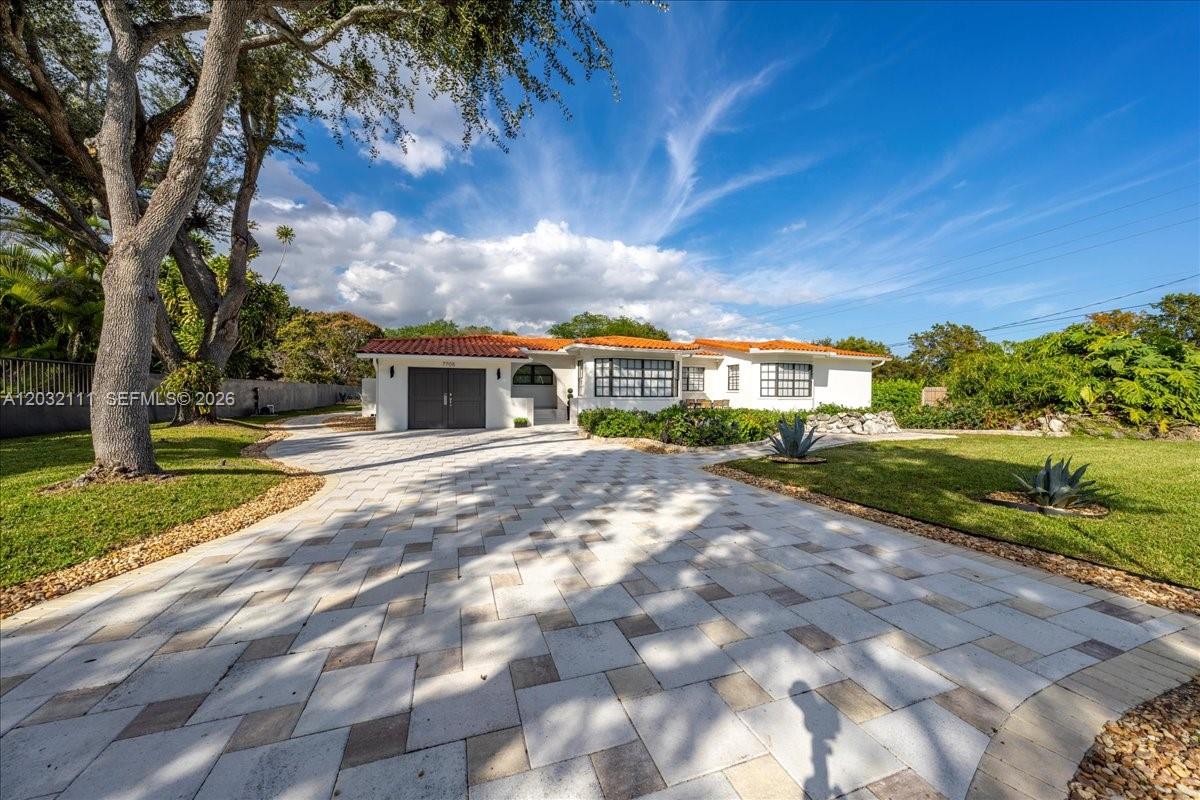 7705 SW 66th St # 0, Miami FL 33143
