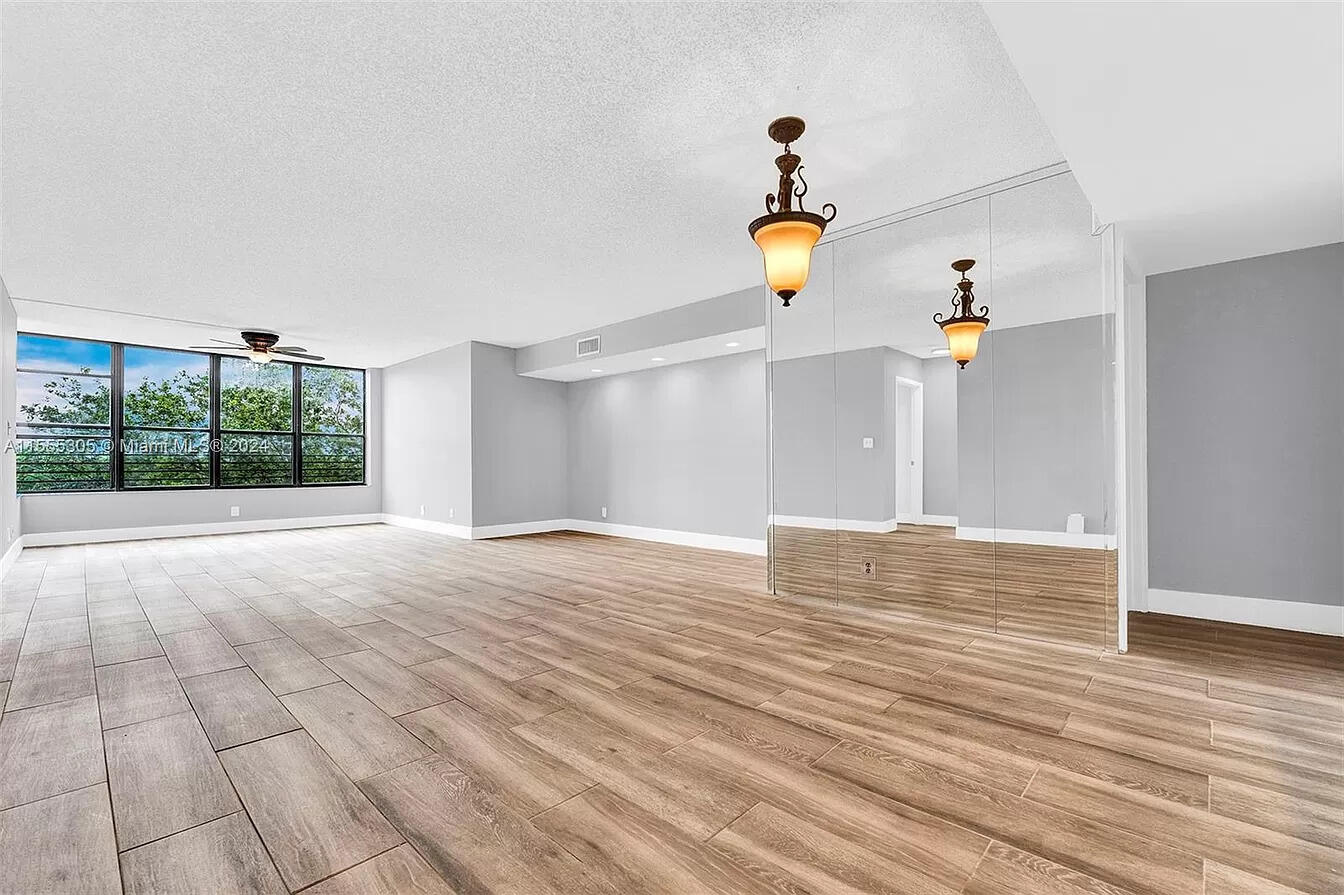 2767 Carambola Circle S # 401 — Photo 5