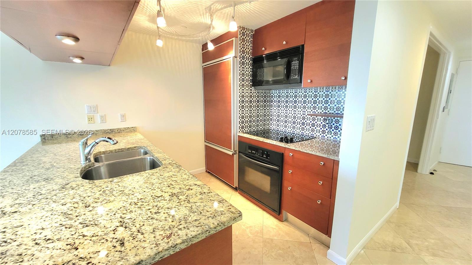 1850 S Ocean Dr # 909 — Photo 4