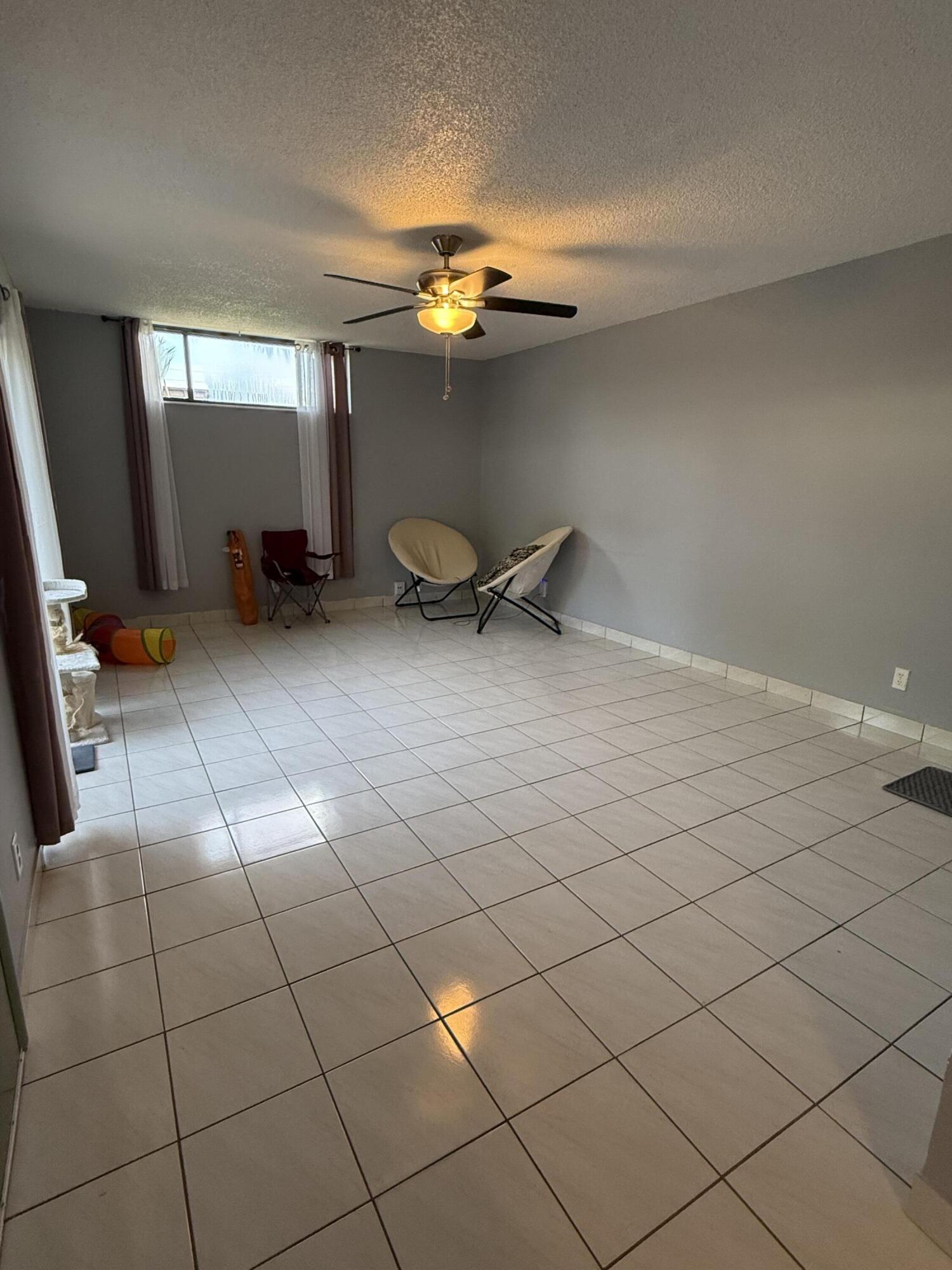 31 Springdale Circle — Photo 5