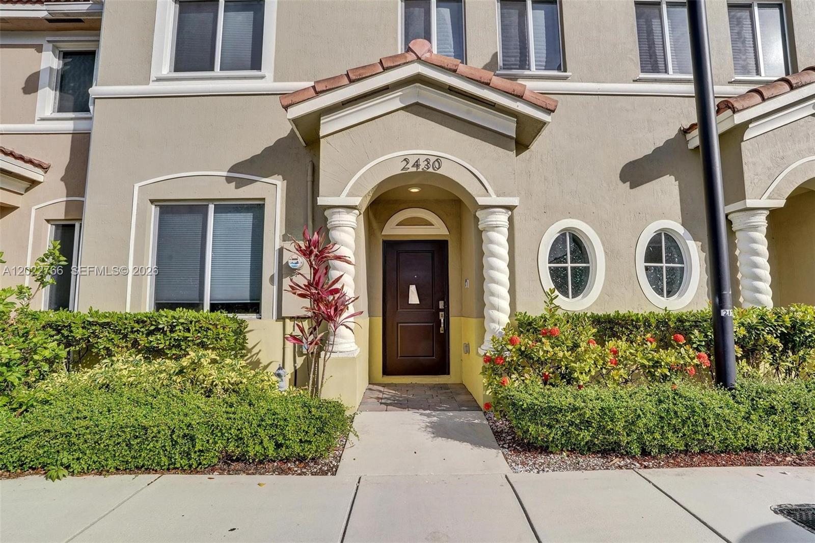 2430 SE 10th Ct, Homestead FL 33035