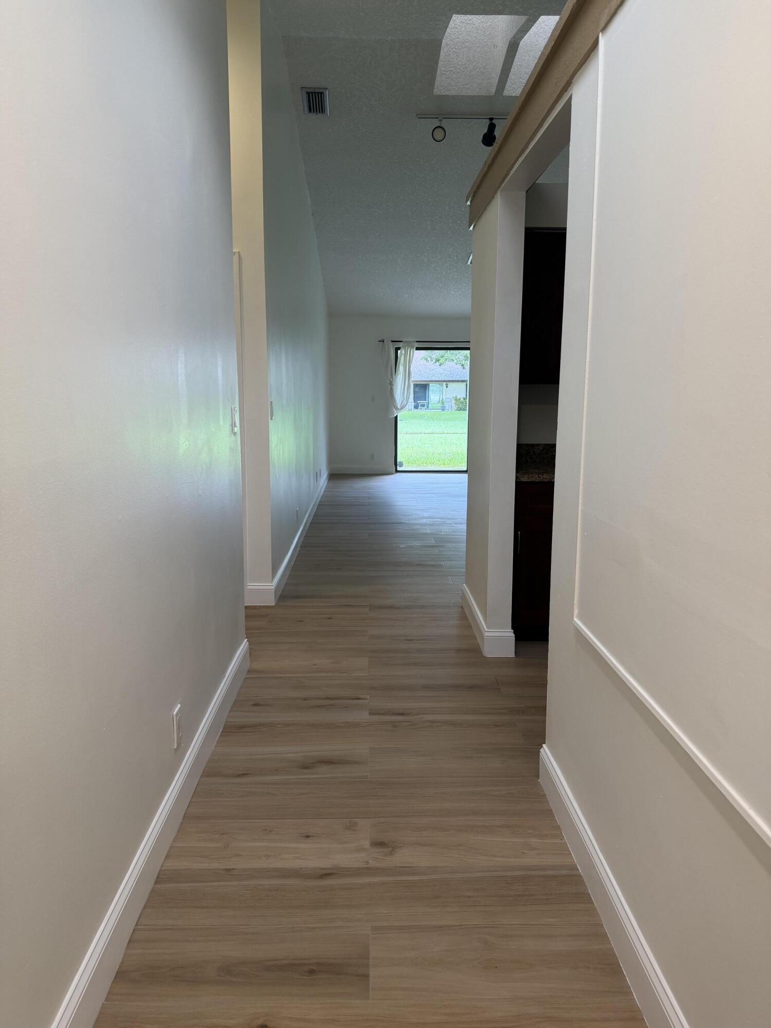 22682 VISTAWOOD Way — Photo 4