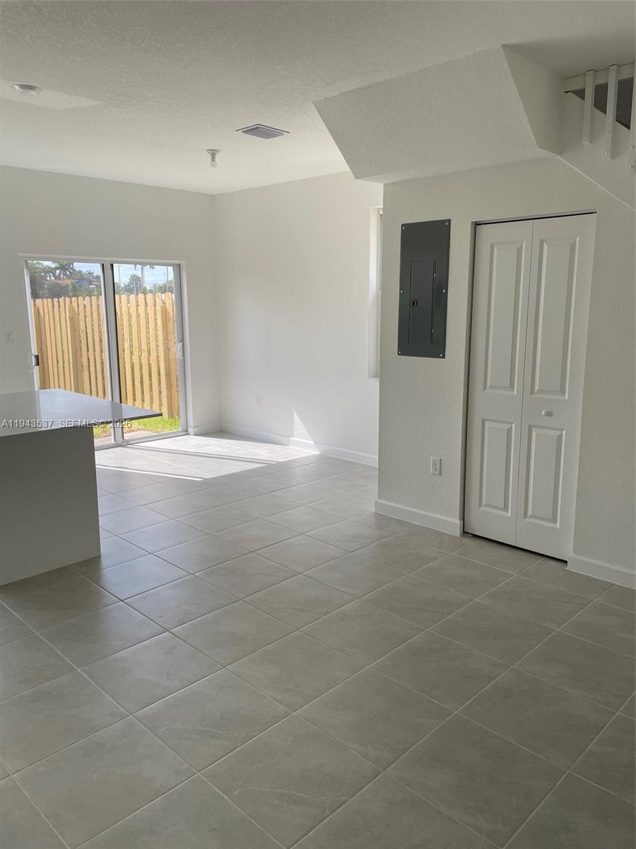 12075 NW 24th Ct — Photo 5