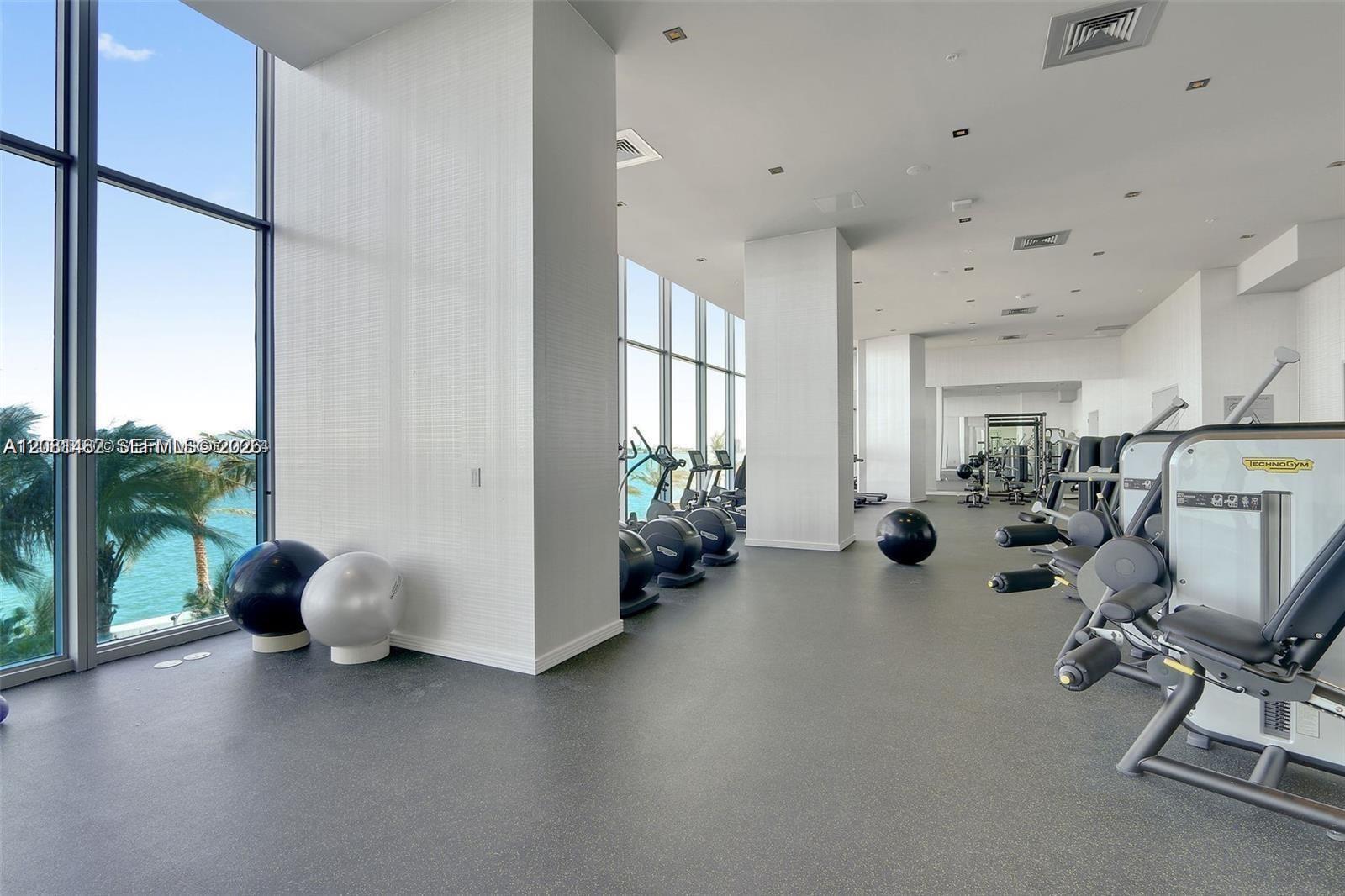 2900 NE 7th Ave # 3608 — Photo 3