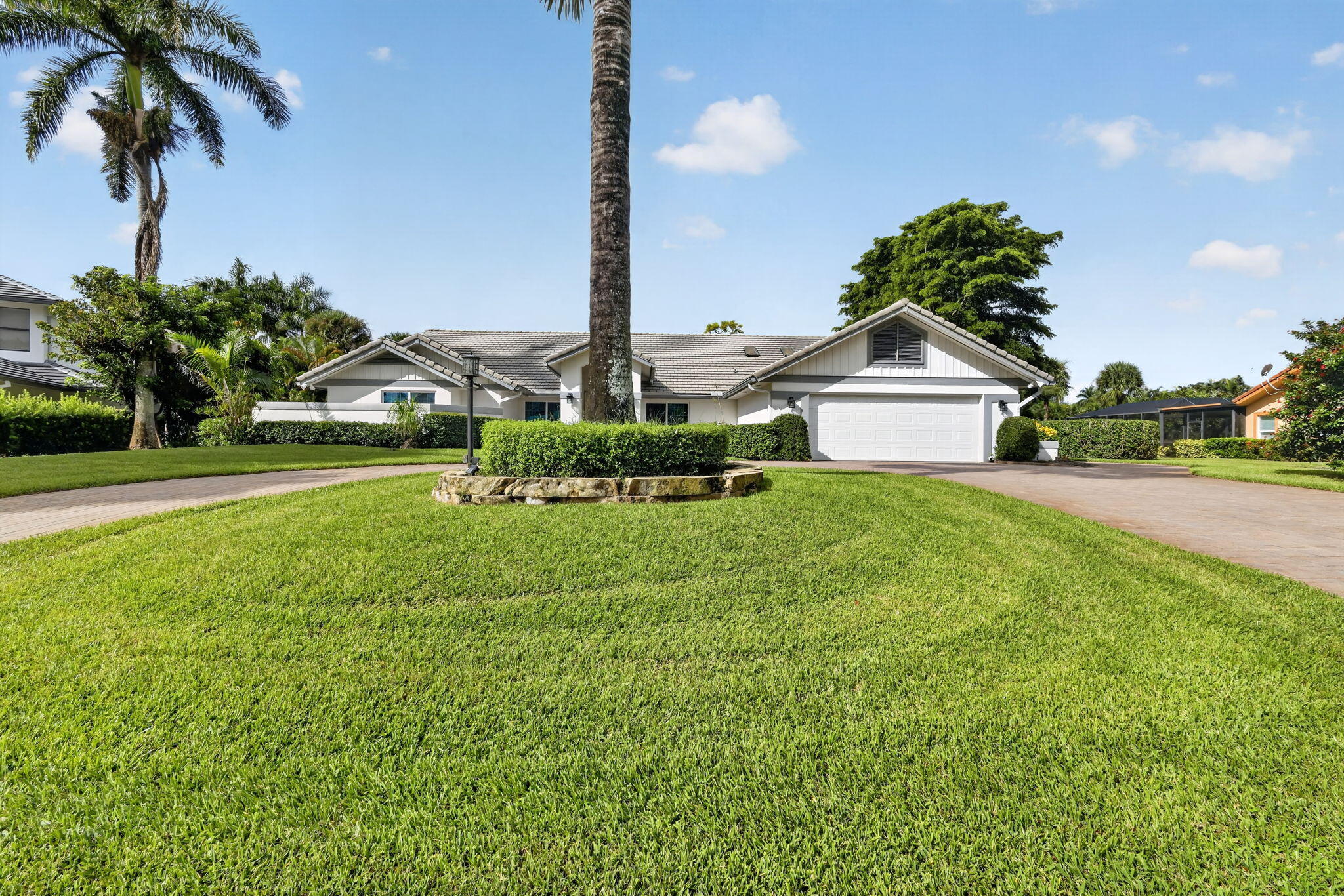 4717 SABAL PALM Drive — Photo 2