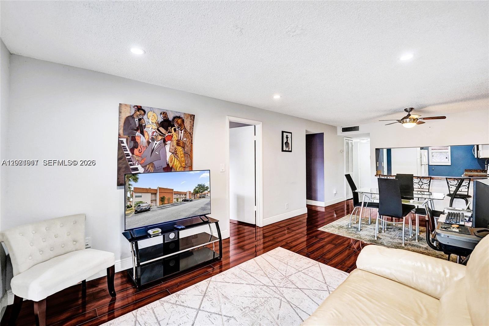 7610 Stirling Rd # 207C — Photo 2