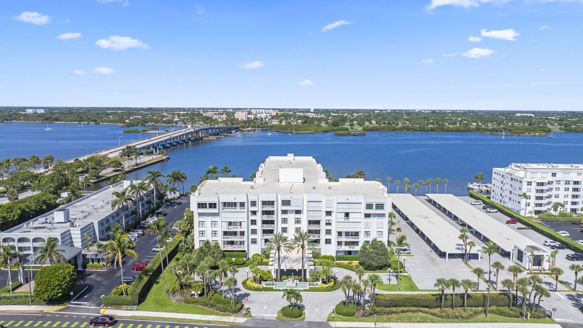 2860 S OCEAN Boulevard # 302, Palm Beach FL 33480