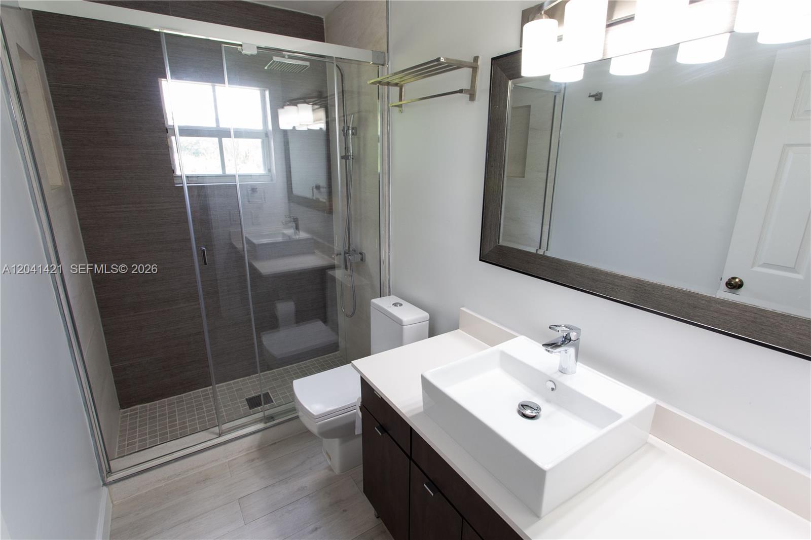 2919 Virginia St View 10