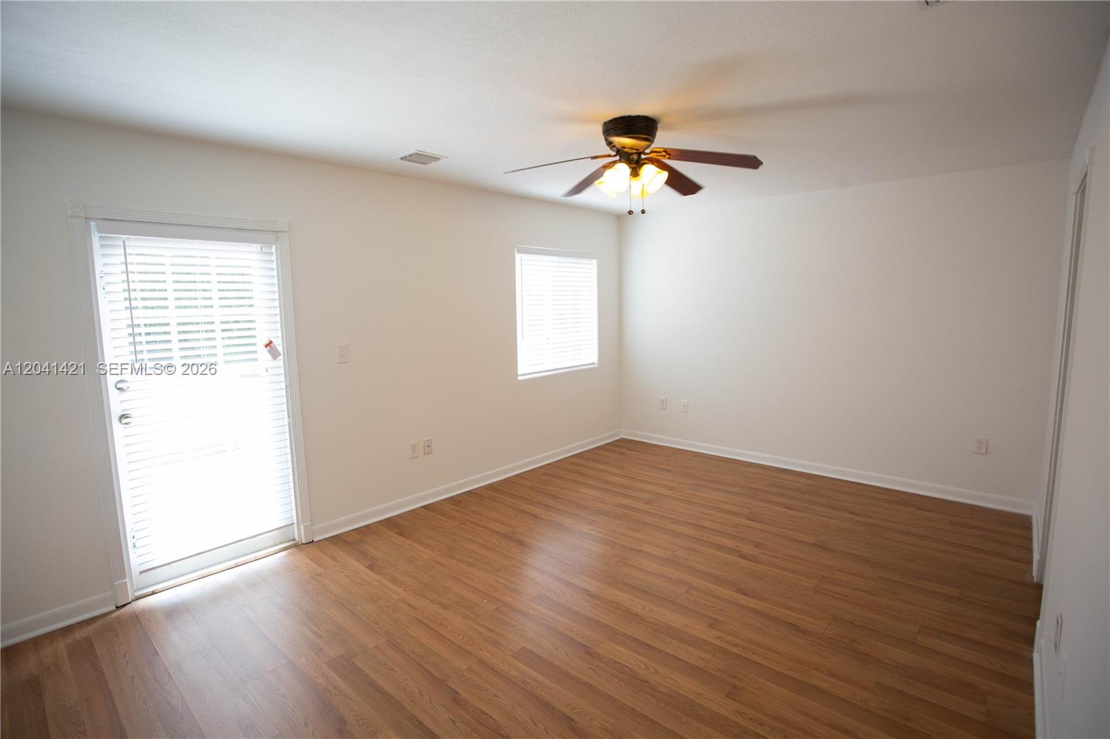 2919 Virginia St View 5