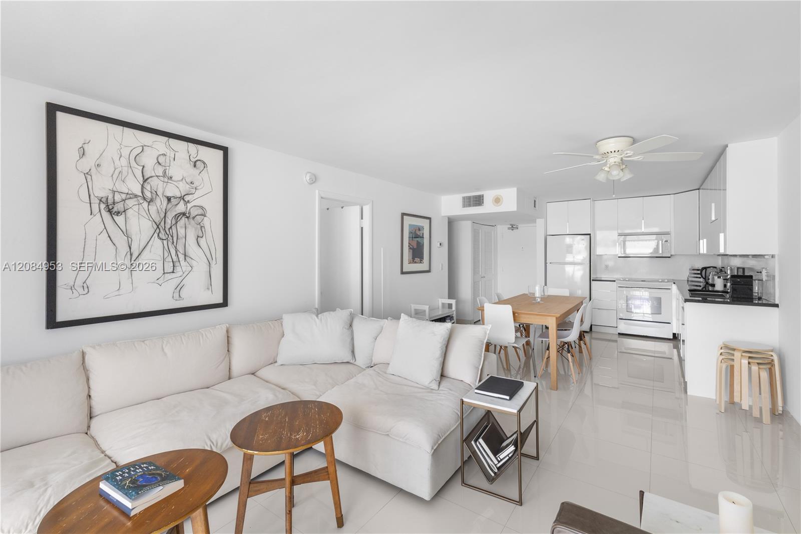 345 Ocean Dr # 607 — Photo 3