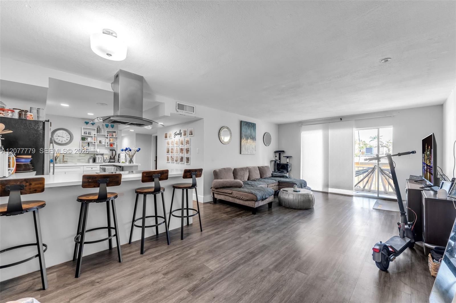 13700 SW 62nd St # 213 — Photo 3