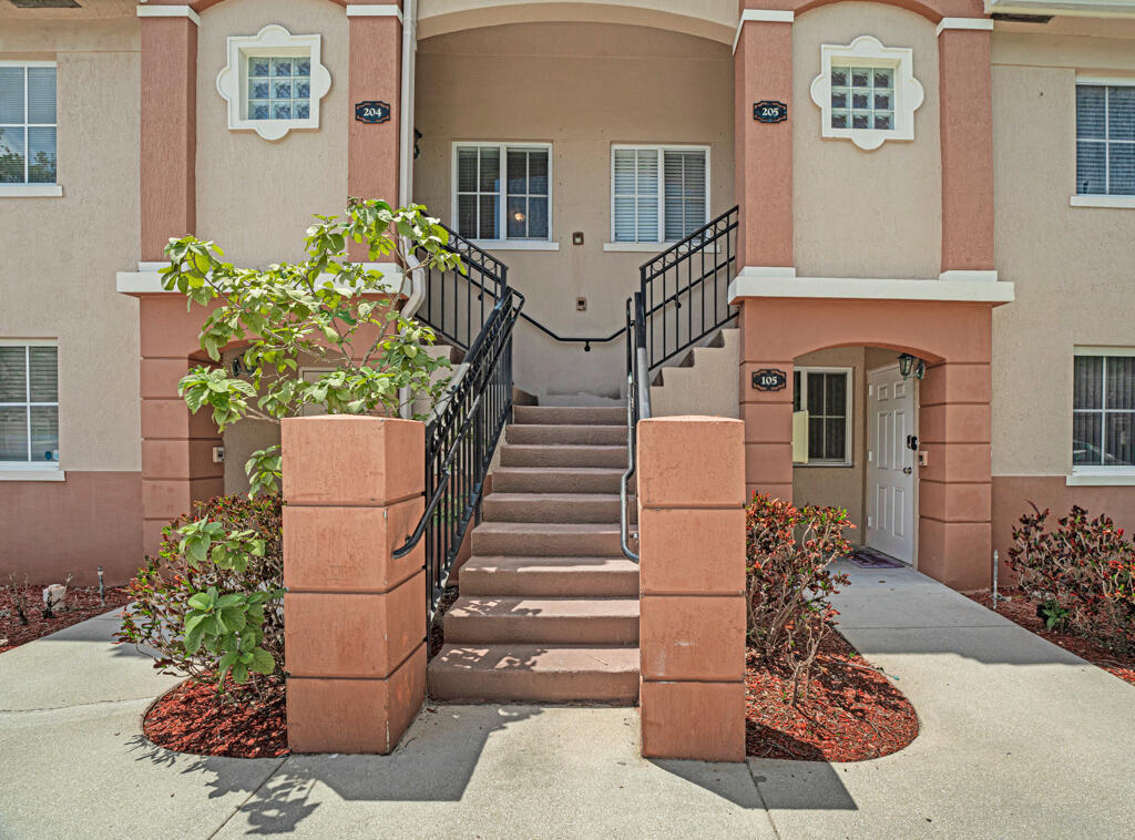 3810 N JOG Road # 204, West Palm Beach FL 33411