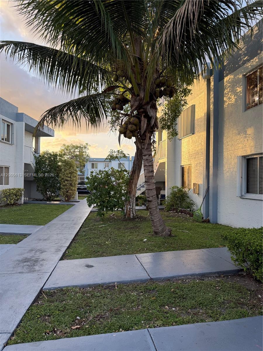 6219 SW 131st Pl # 204 — Photo 3