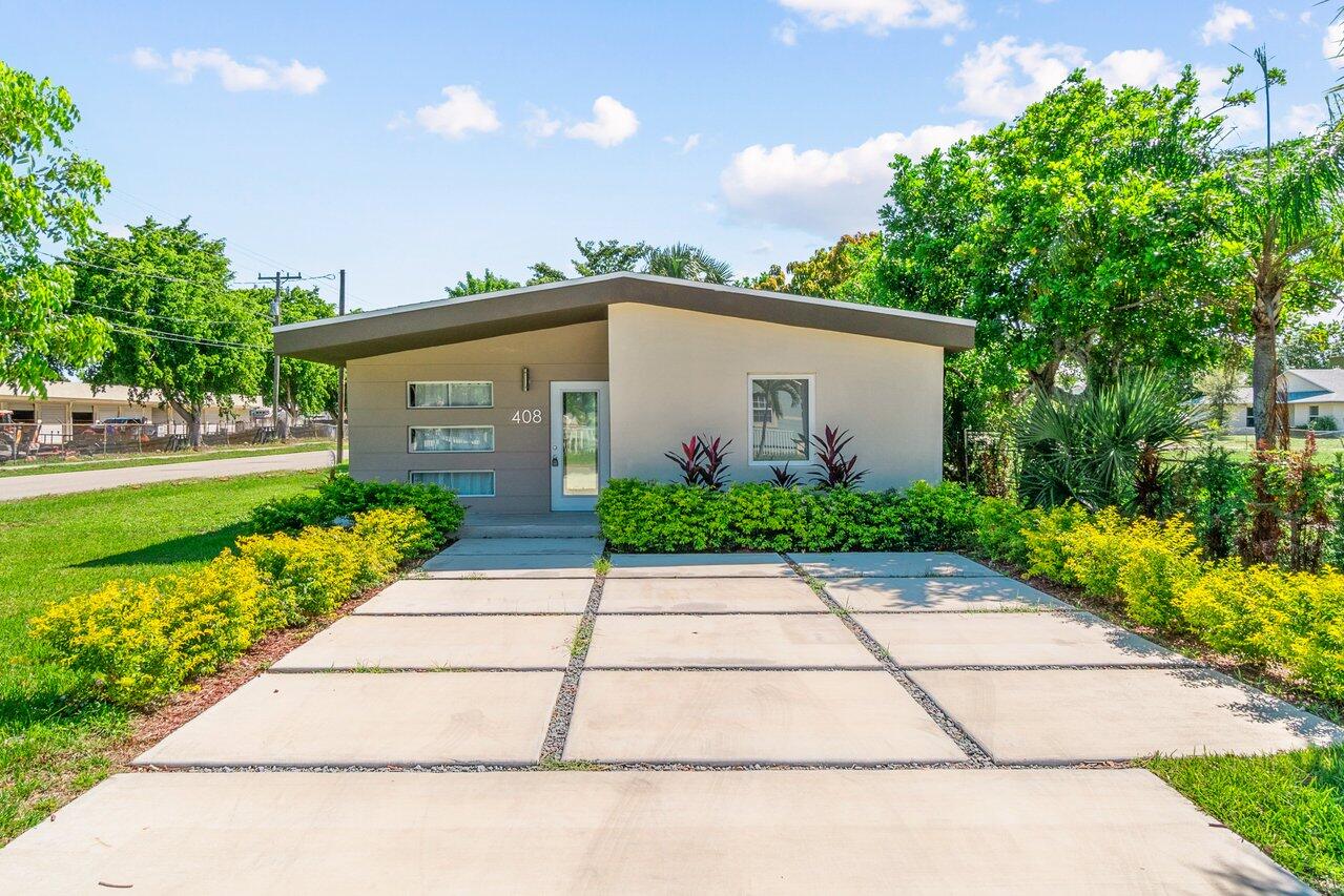 408 SW 4th Street, Delray Beach FL 33444