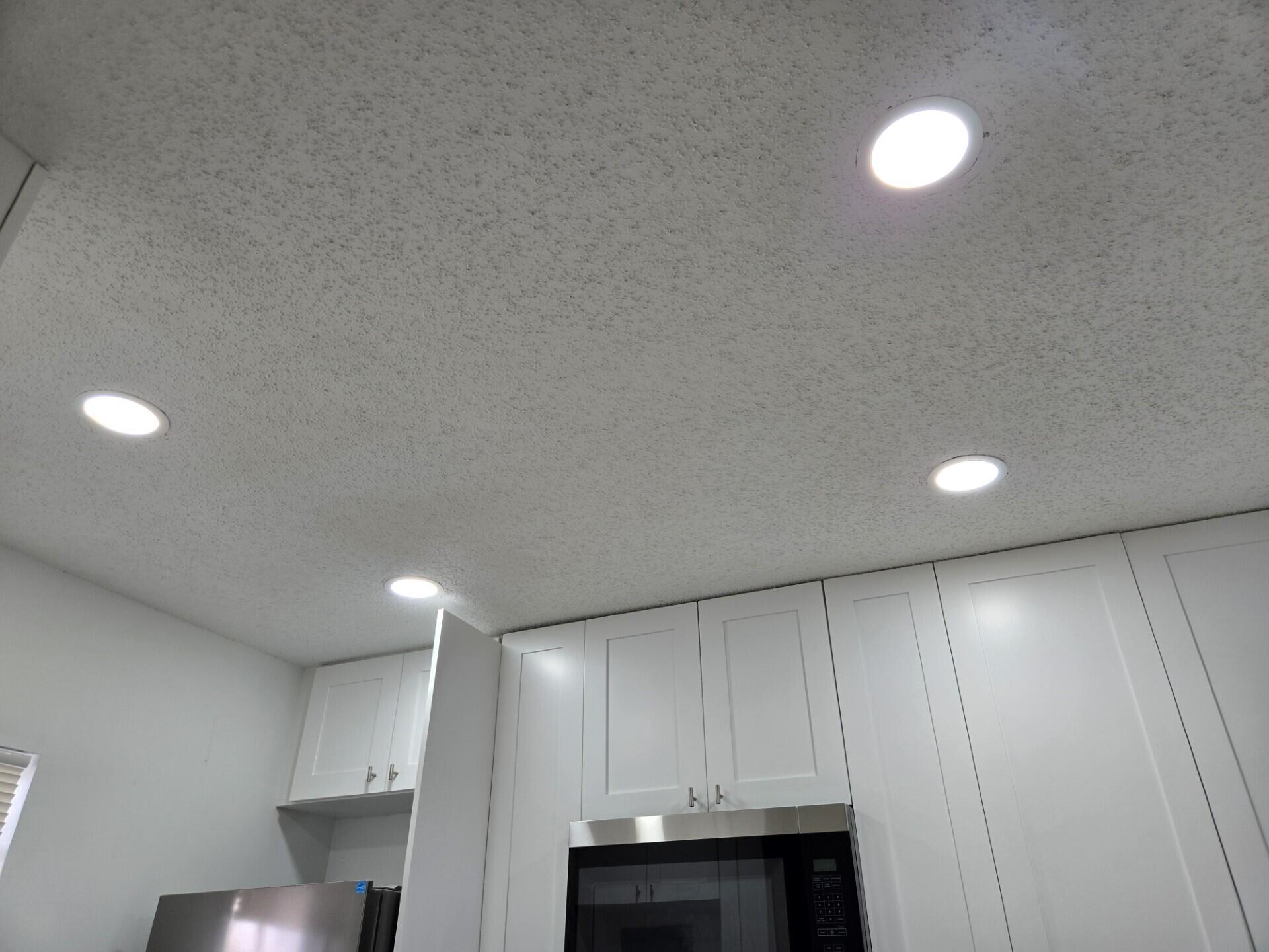 2700 CASITA Way # 2140 — Photo 2