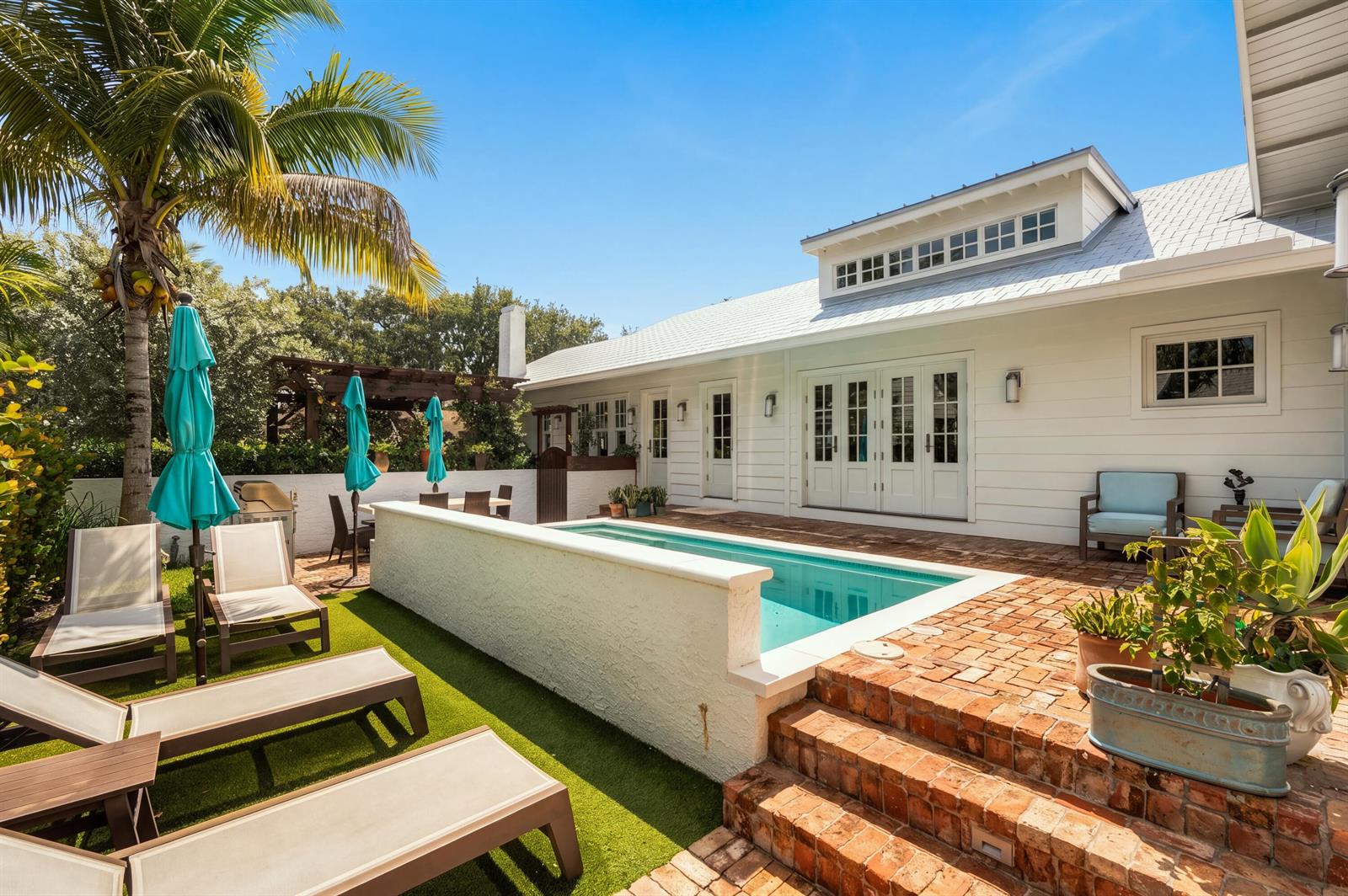 108 N Swinton Avenue, Delray Beach FL 33444