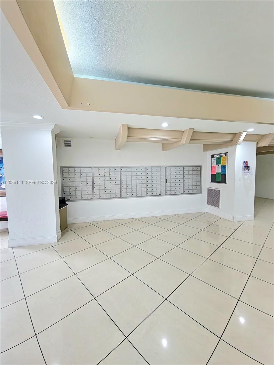 1300 NE Miami Gardens Dr # 308E — Photo 4