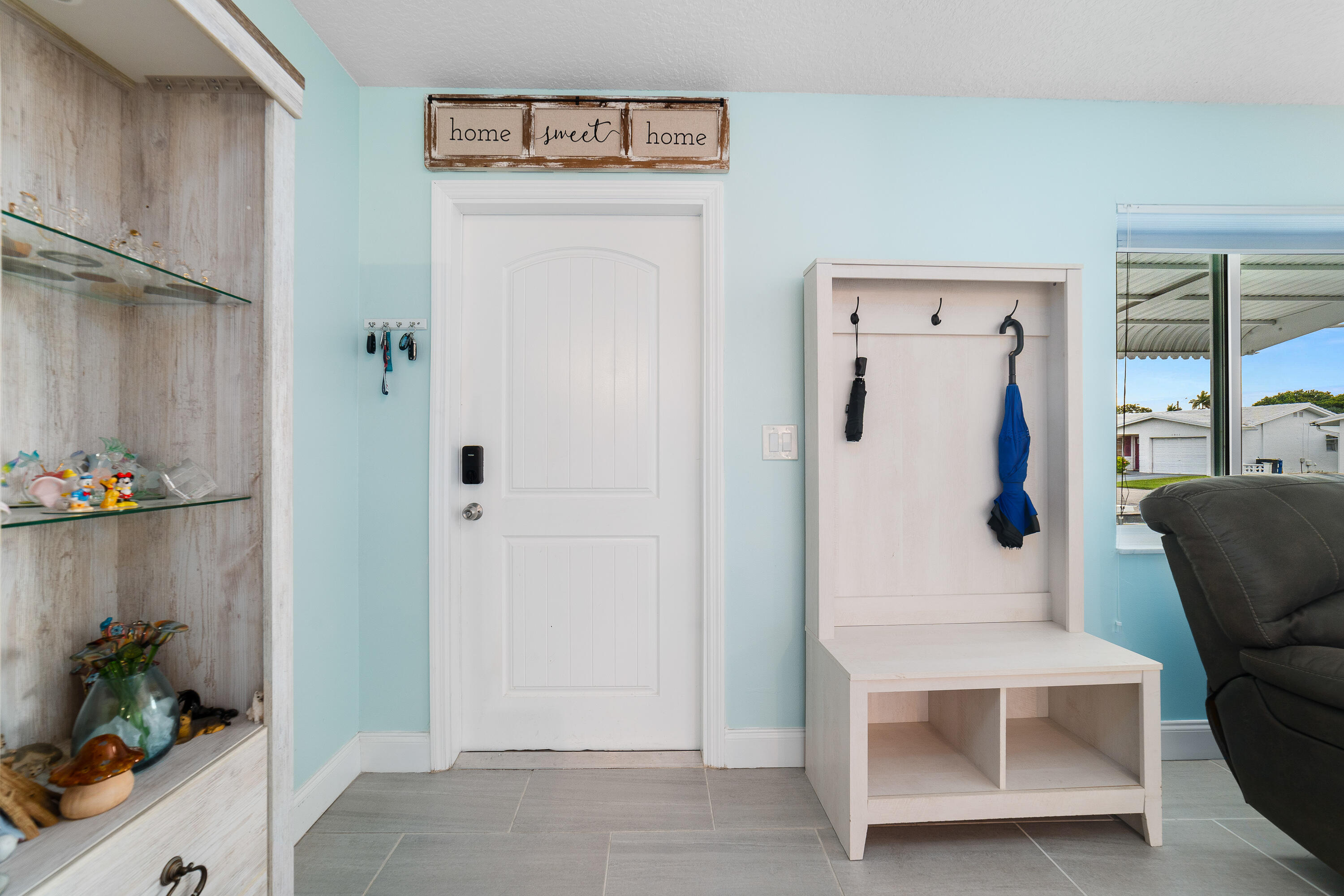 1605 Verdi Drive — Photo 3