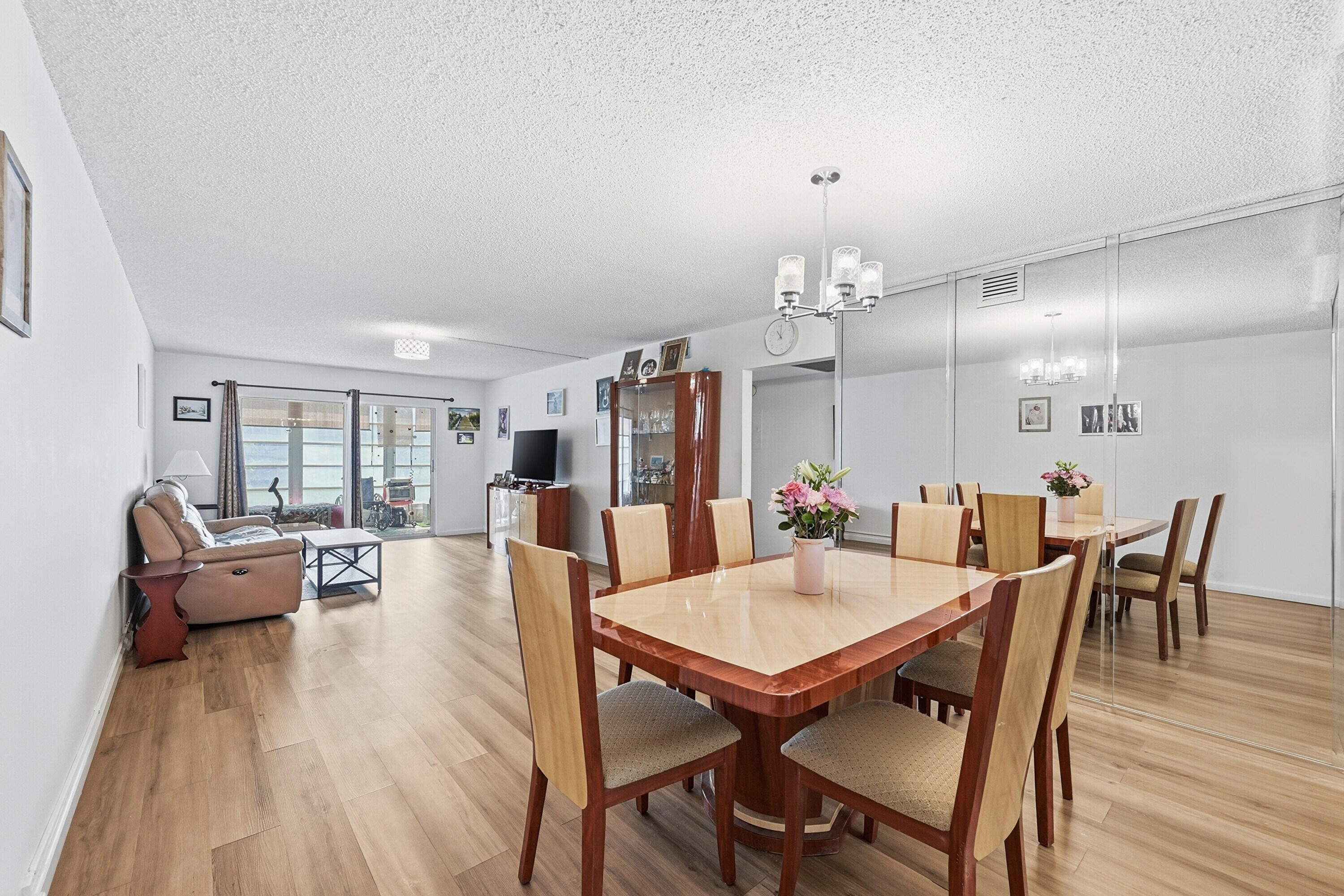 3005 Portofino Isle # M2 — Photo 5