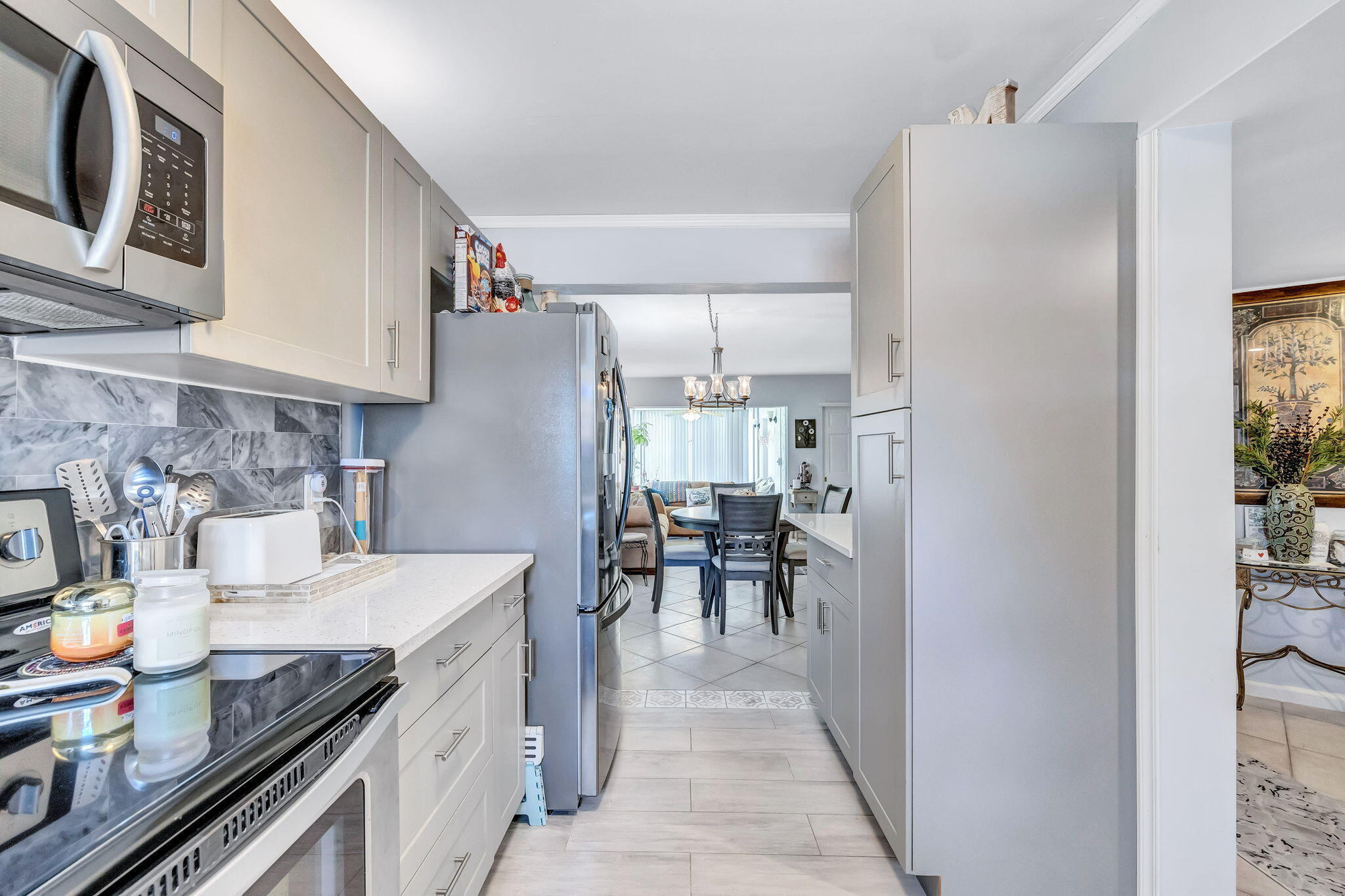 305 CONGRESSIONAL Way — Photo 5