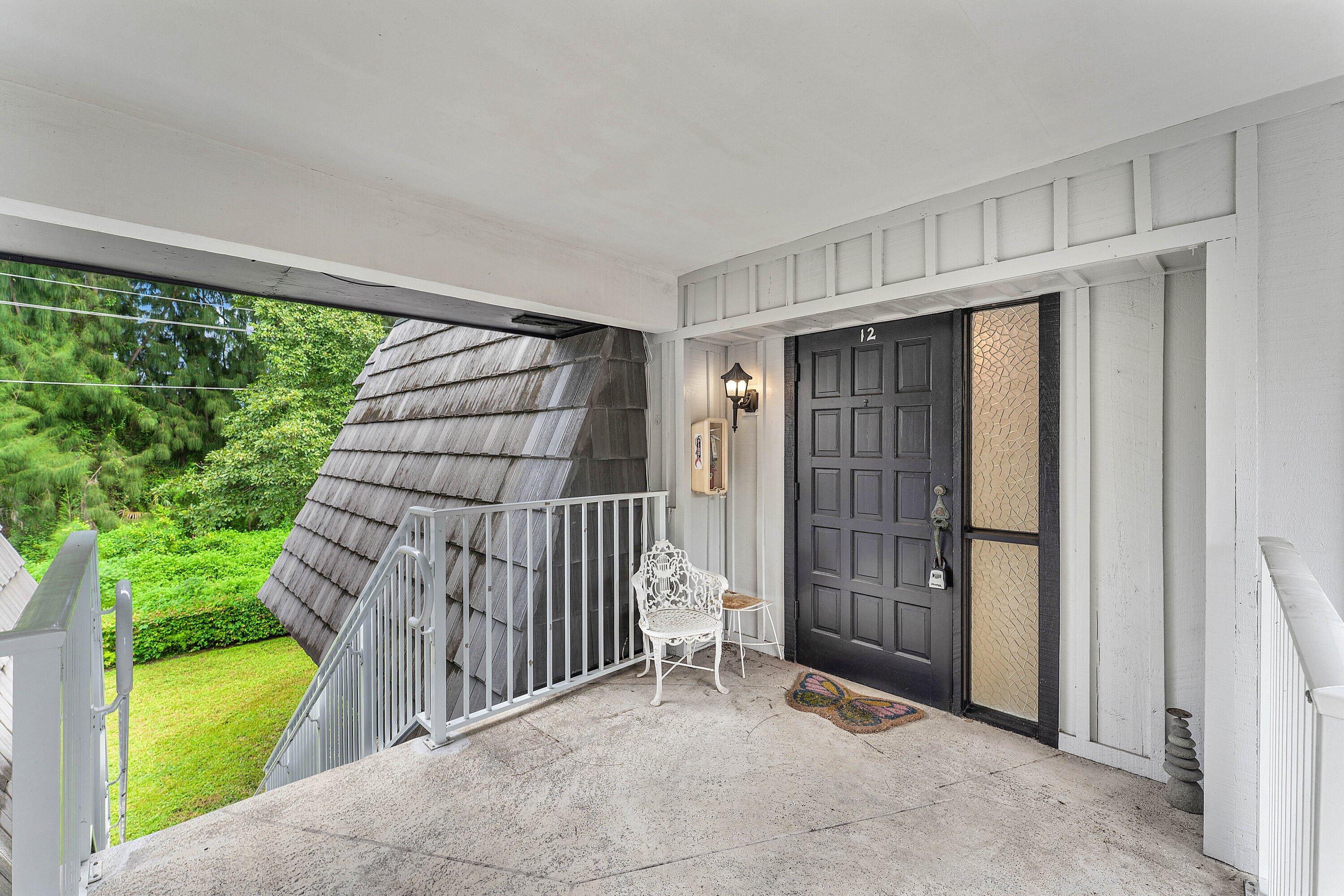 408 PINE TREE Court # 12 — Photo 3