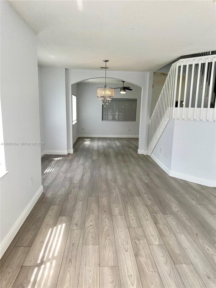 1704 SW 101st Ter — Photo 3