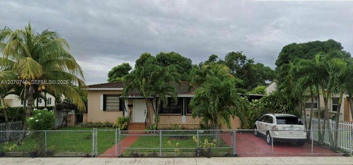 50 E 44th St, Hialeah FL 33013