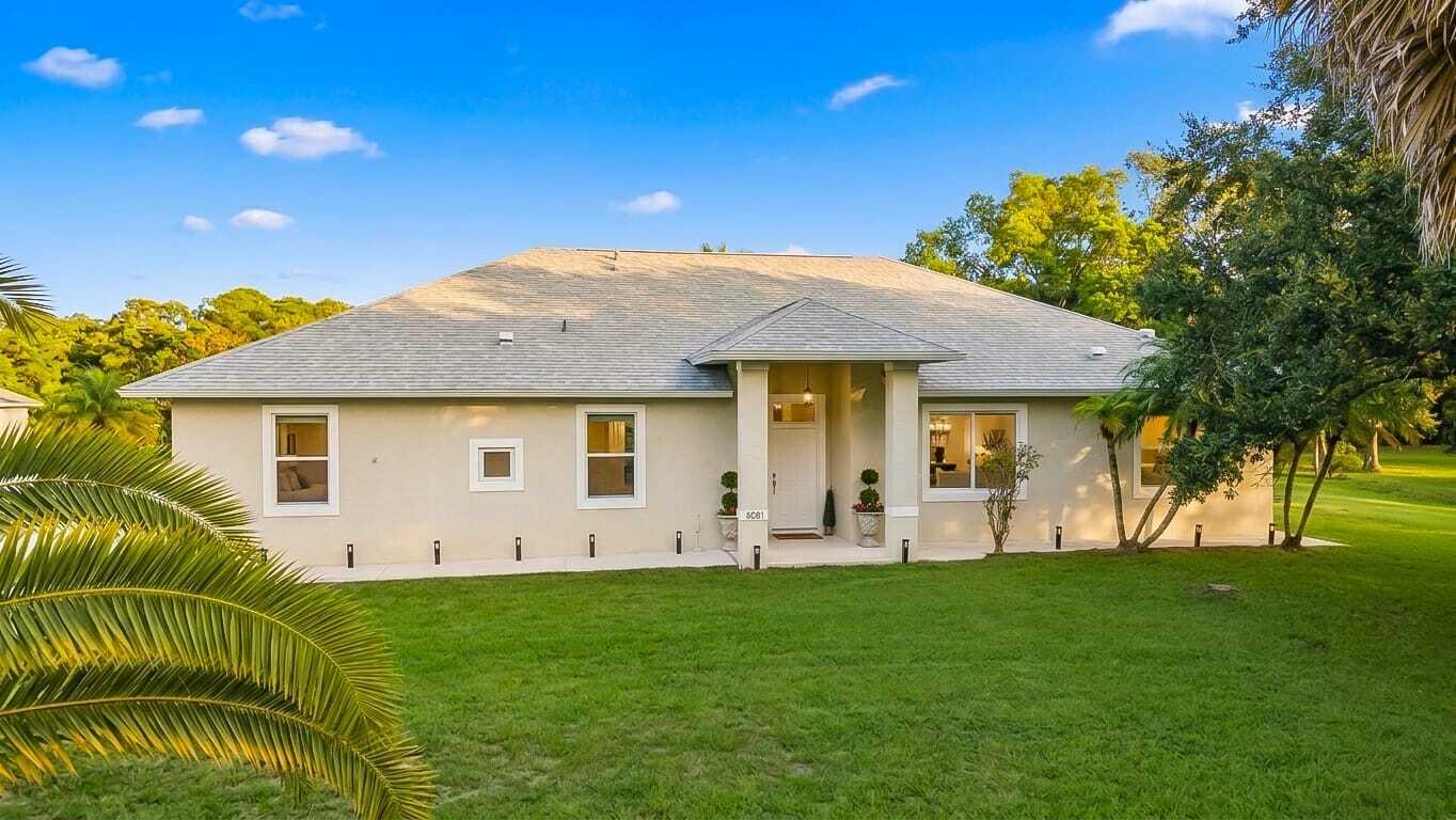 6681 140th Lane N, Palm Beach Gardens FL 33418