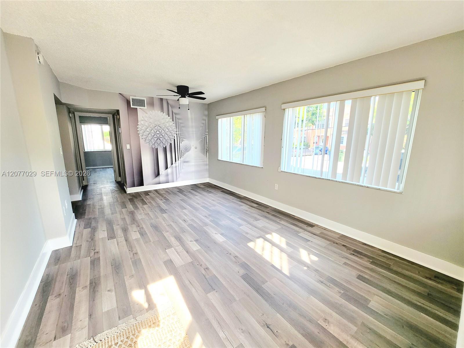 335 SW 20th St # 1 — Photo 2