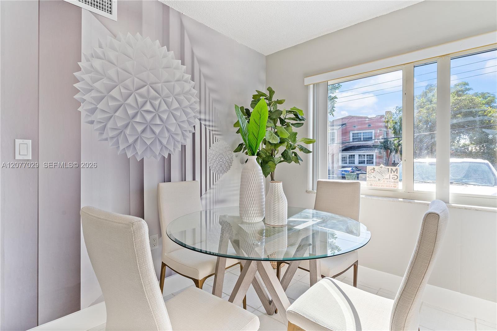 335 SW 20th St # 1 — Photo 3