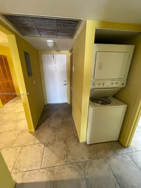 20815 NE 8th Ct # 20 — Photo 4