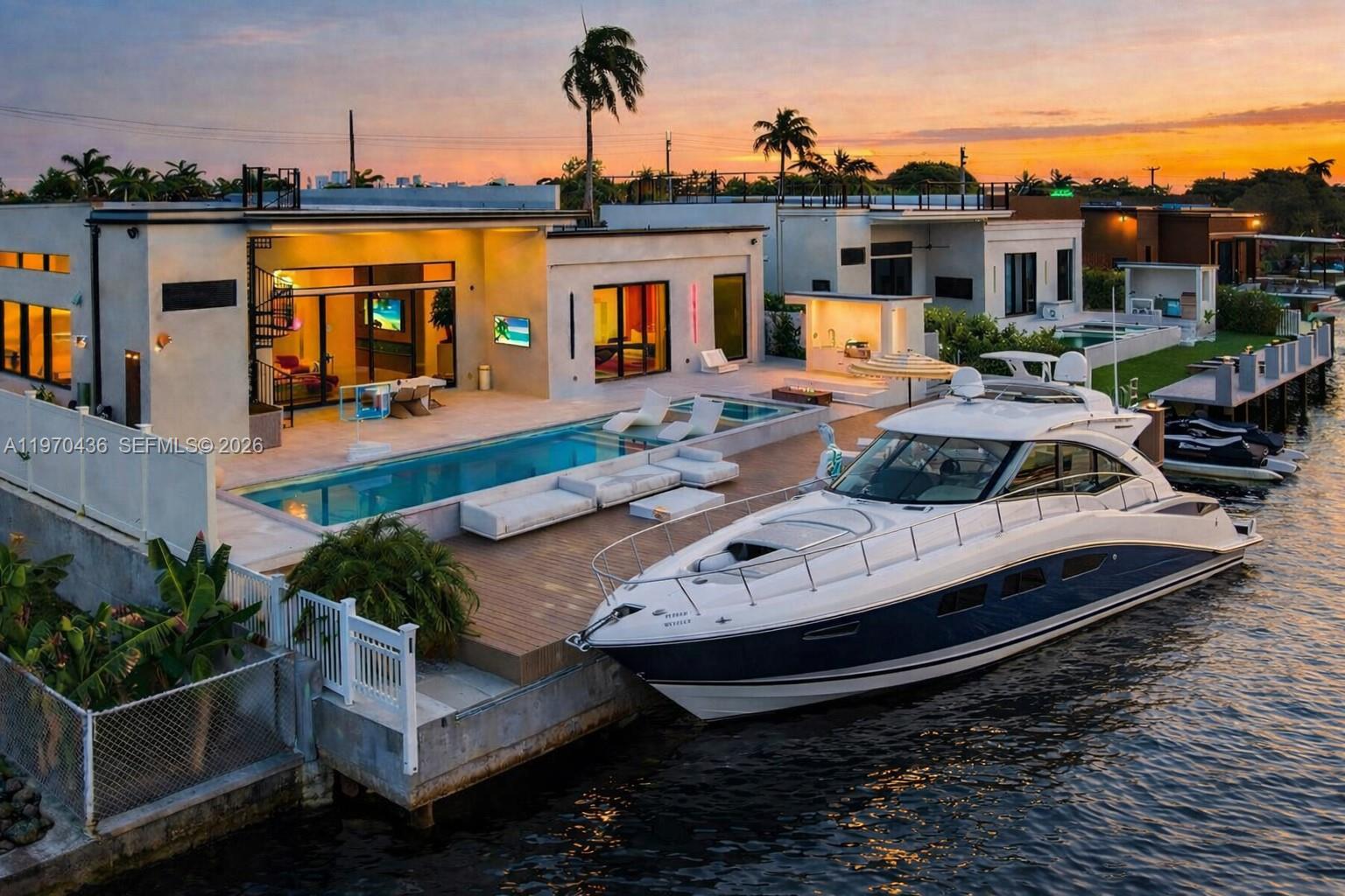 2225 NE 19th St, Fort Lauderdale FL 33305