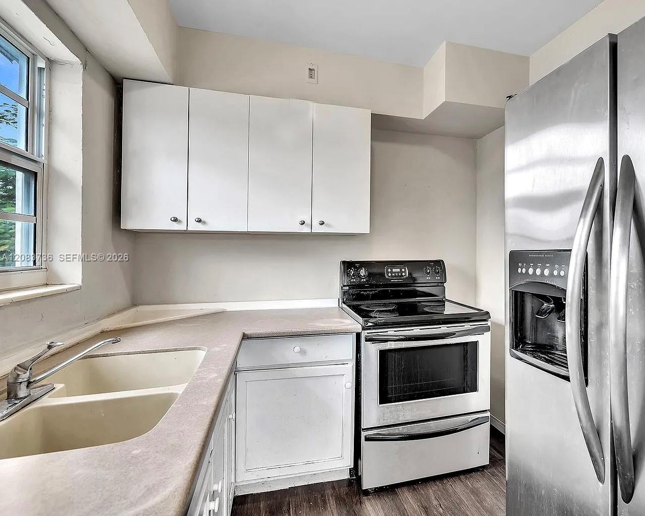 1451 NE 170th St # 201A — Photo 3