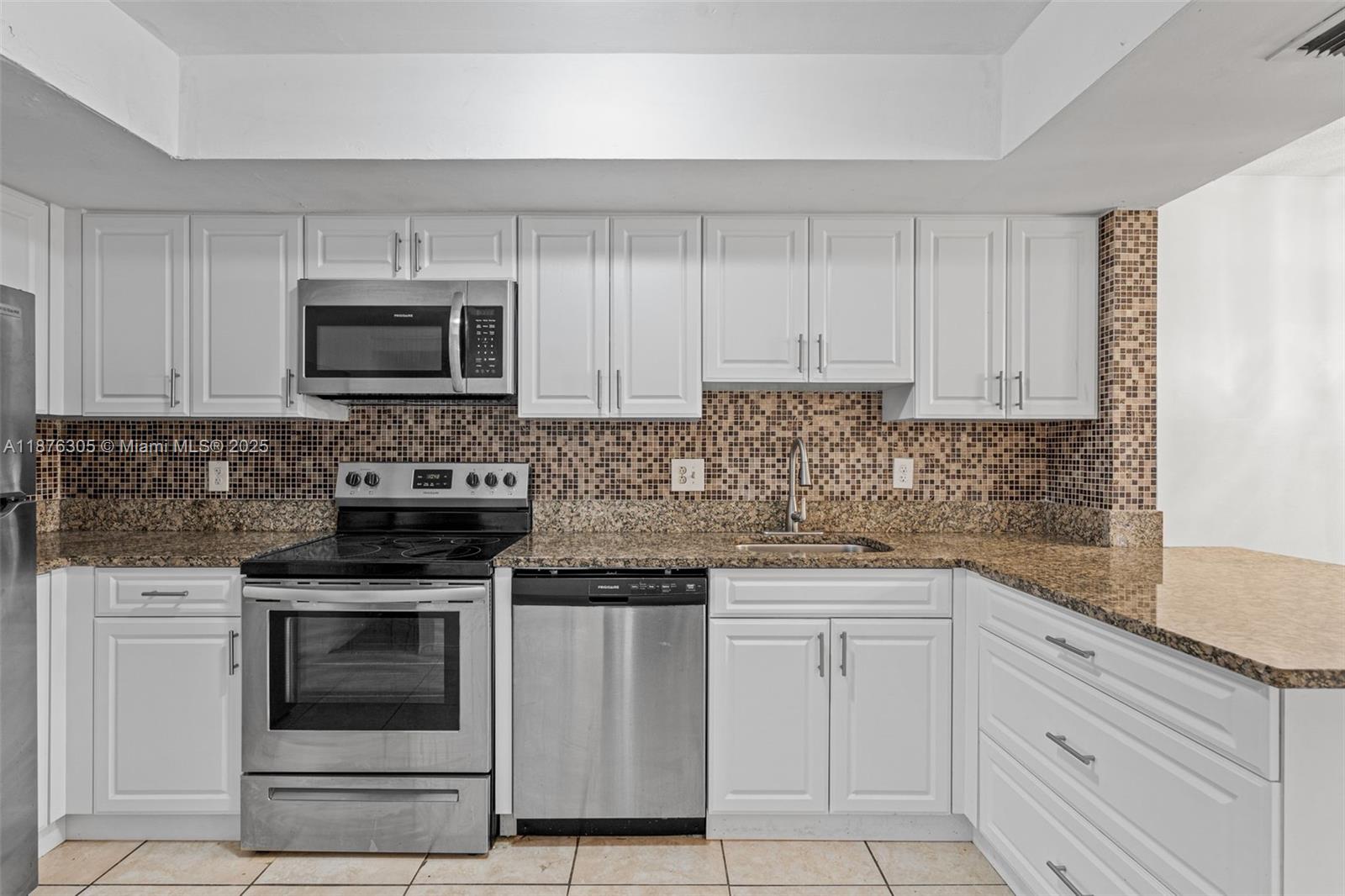 2607 NW 47th Ln # 3304, Lauderdale Lakes FL 33313