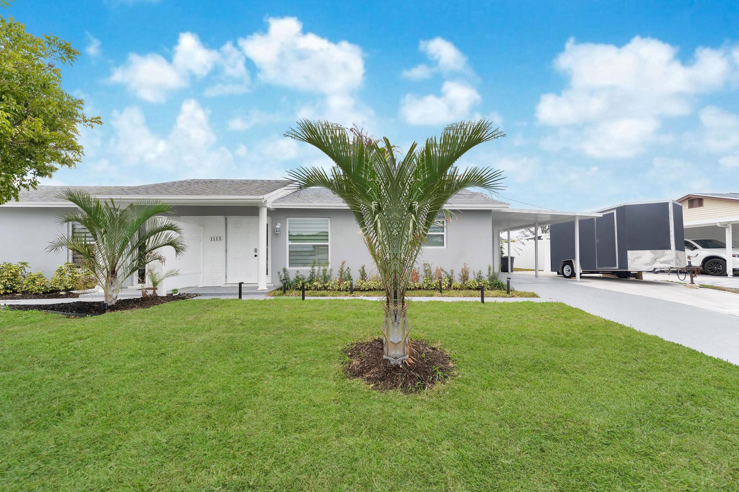 1115 Stillwater Drive — Photo 4