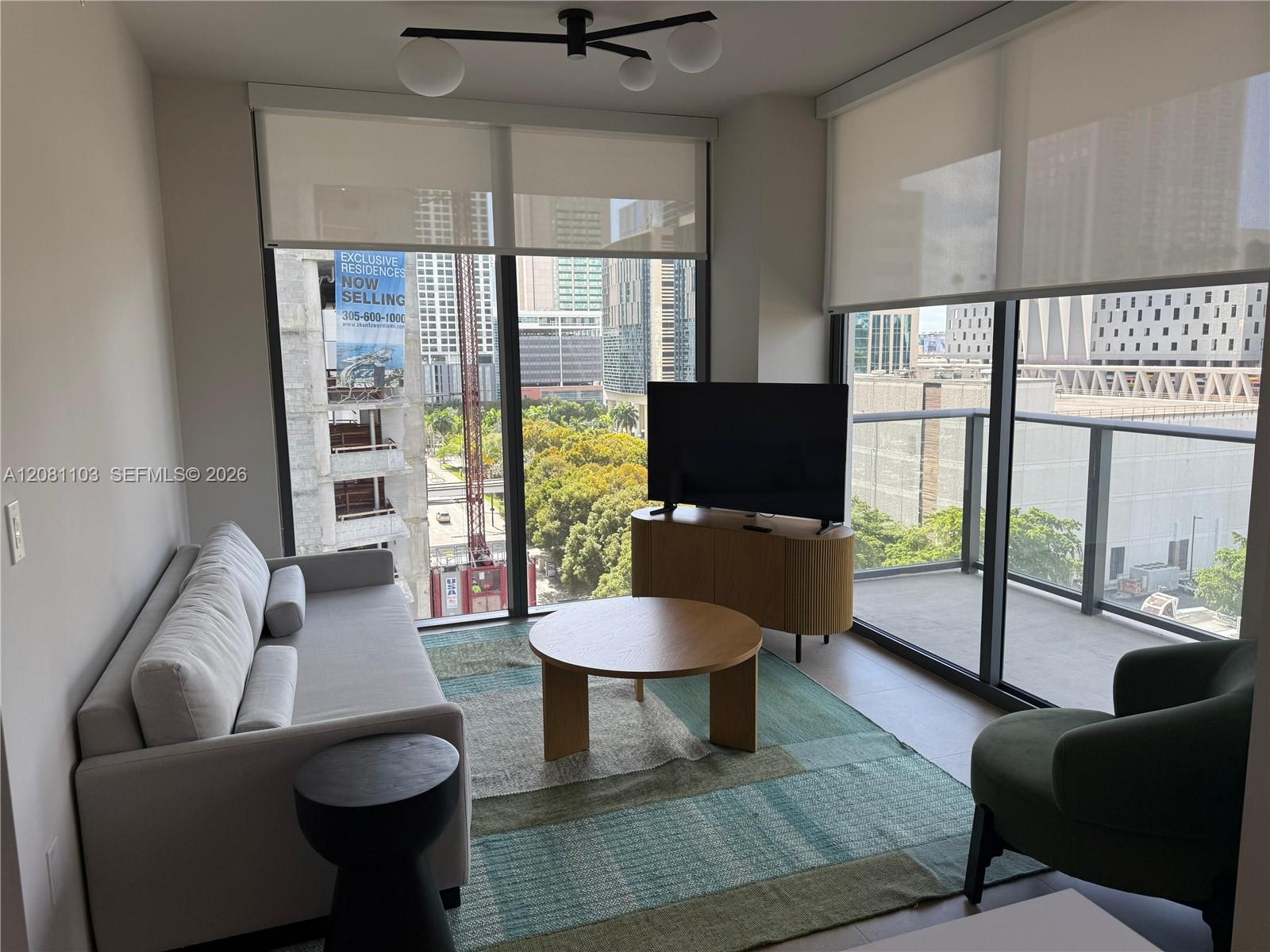 11 NE 6th St # 801, Miami FL 33132