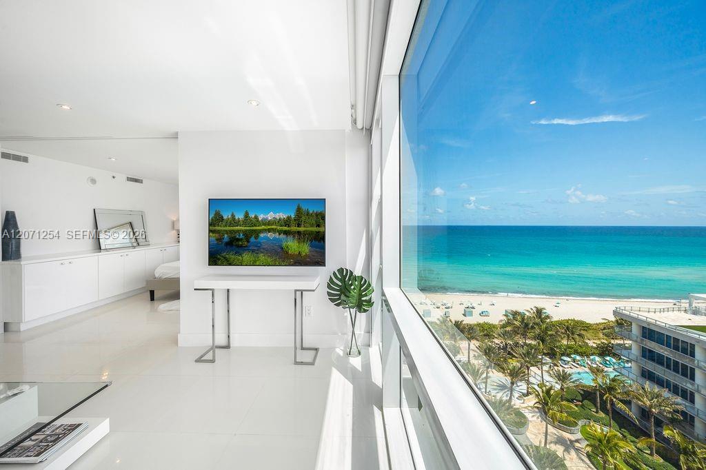 6801 Collins Ave — Photo 5