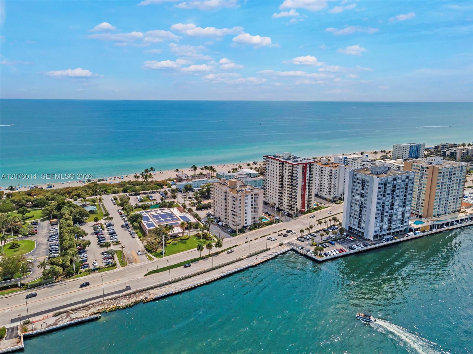 1401 S Ocean Dr # 905 — Photo 2