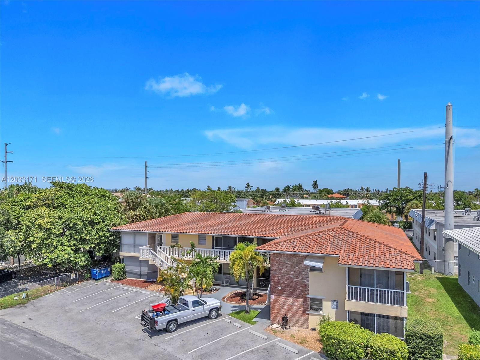 2101 NE 68th St # 202, Fort Lauderdale FL 33308