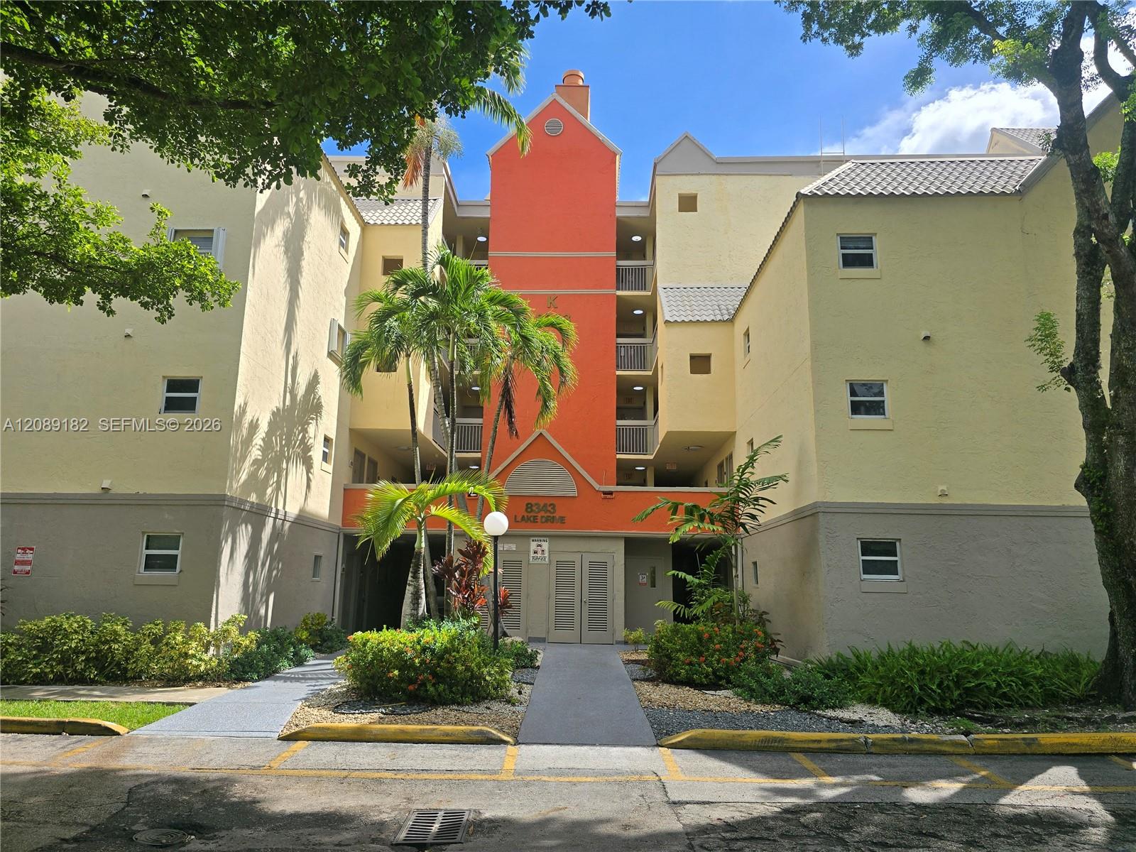 8343 Lake Dr # 107, Doral FL 33166