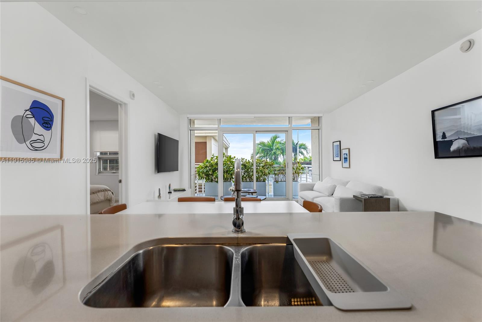 3250 NE 1st Ave # 605 — Photo 4