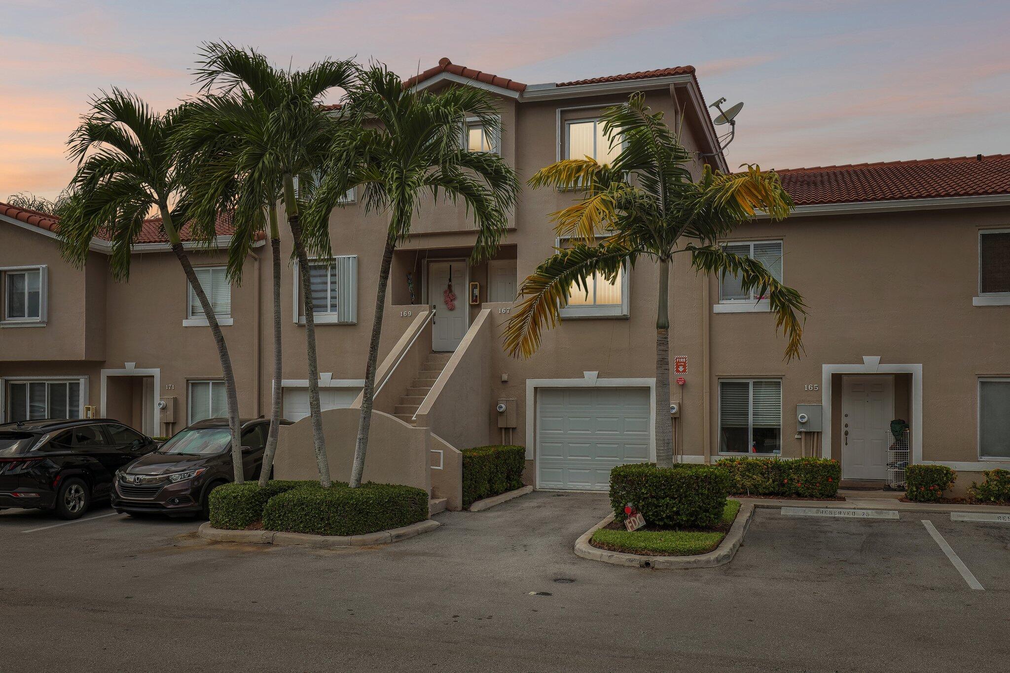 167 RIVIERA Circle, Weston FL 33326