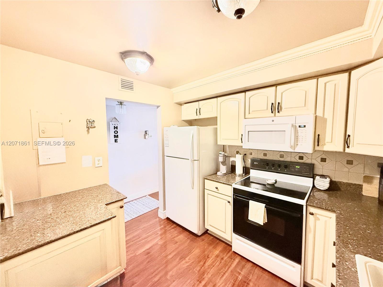 600 Three Islands Blvd # 1107 — Photo 2