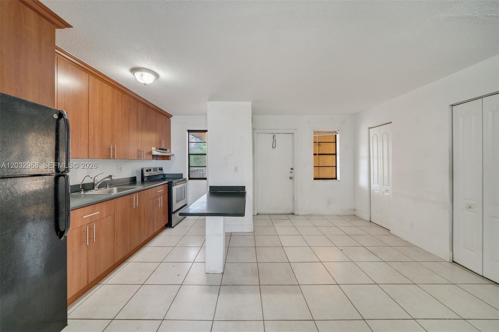 4081 N Dixie Hwy # 27 — Photo 4