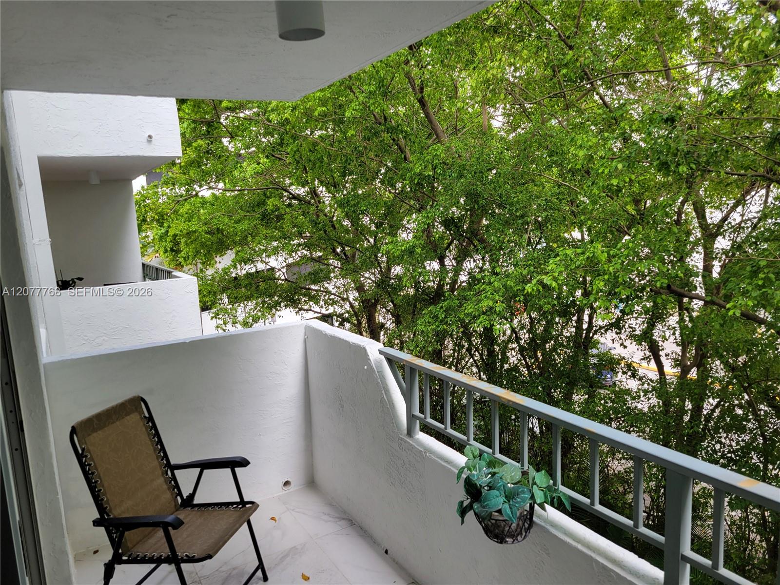 1610 Lenox Ave # 308 — Photo 2