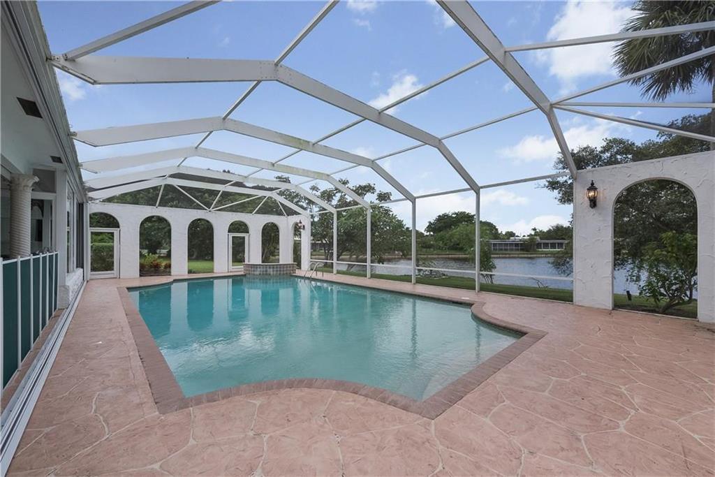 4903 WOODLANDS Boulevard, Tamarac FL 33319