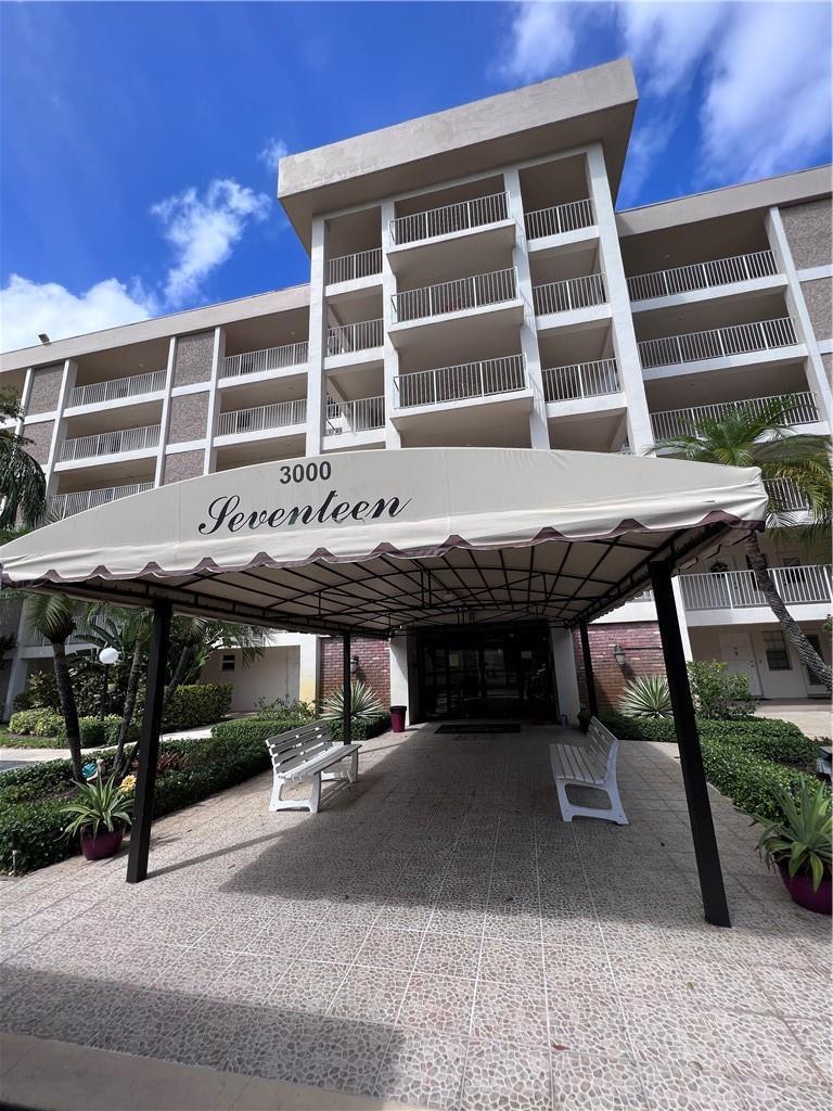 3000 S Course Drive # 209, Pompano Beach FL 33069